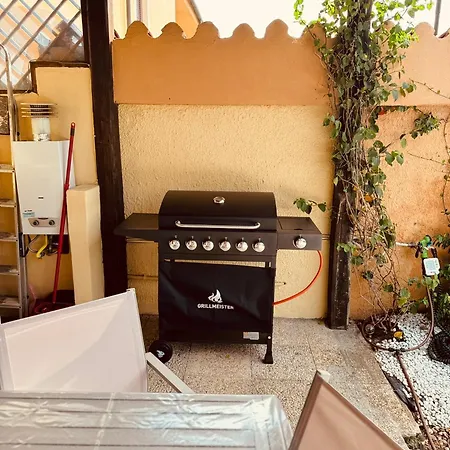 Vakantiehuis Dimora Marina - Con Giardino